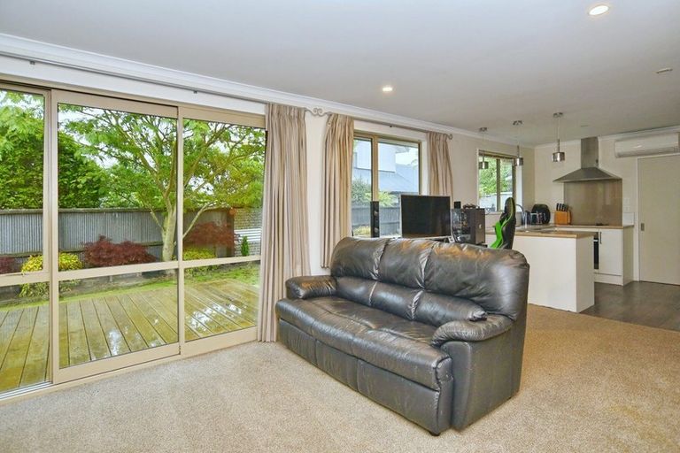 Photo of property in 4a Pannell Avenue, Wainoni, Christchurch, 8061