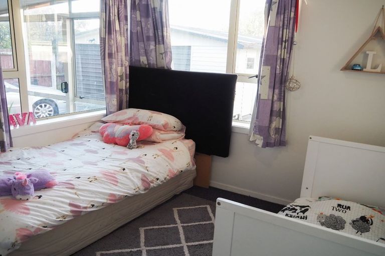 Photo of property in 12 Brabourne Street, Hillsborough, Christchurch, 8022