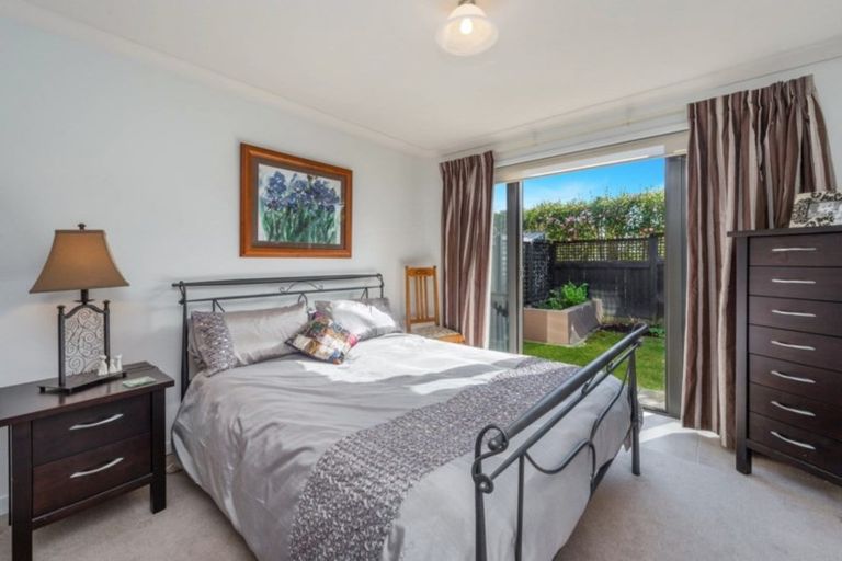 Photo of property in 6a Riverview Terrace, Fairfield, Hamilton, 3214