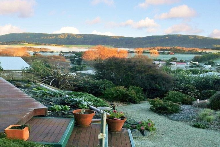 Photo of property in 12 Hillside Avenue, Mangawhai Heads, Mangawhai, 0505