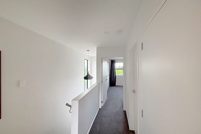 Photo of property in 97 Te Aparangi Road, Papakura, 2110