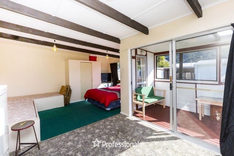 Photo of property in 45 Hikurangi Street, Trentham, Upper Hutt, 5018