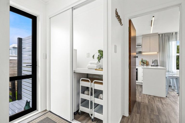 Photo of property in 3 The Southern Isle, Omaha, 0986