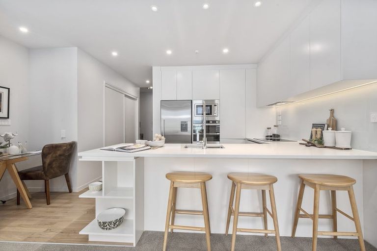 Photo of property in 104/8a Lake Pupuke Drive, Takapuna, Auckland, 0622