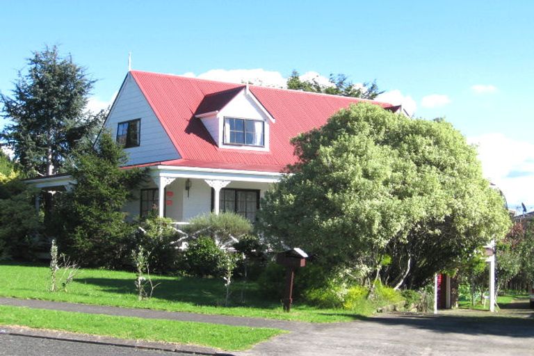 Photo of property in 18 Jandell Crescent, Bucklands Beach, Auckland, 2014