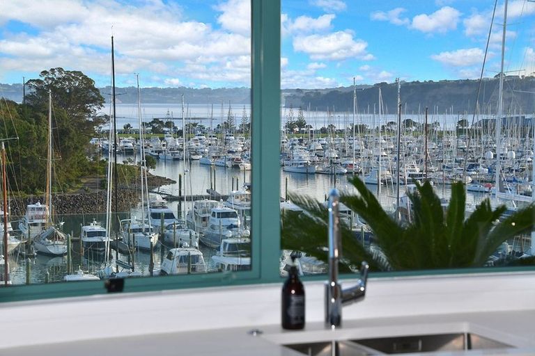 Photo of property in 78 Voyager Drive, Gulf Harbour, Whangaparaoa, 0930