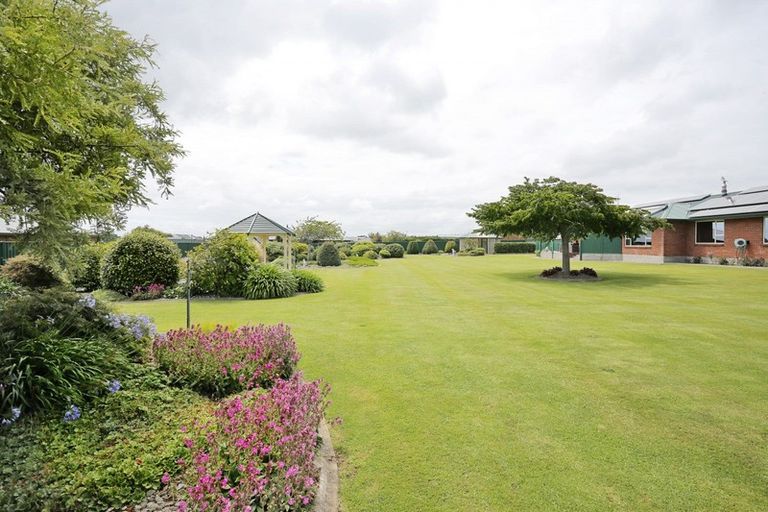 Photo of property in 21 Oteramika Road, Rockdale, Invercargill, 9812