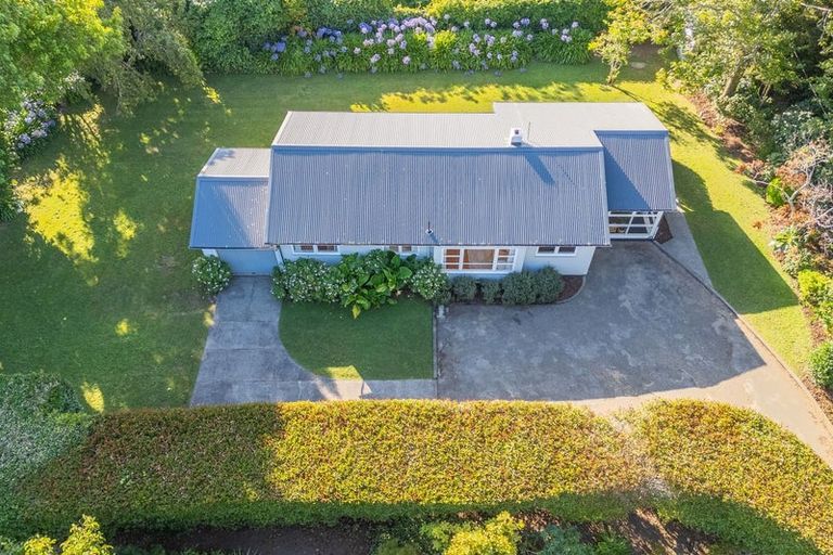 Photo of property in 58 Winara Avenue, Waikanae, 5036