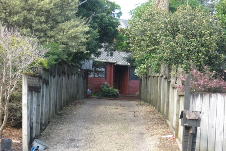 Photo of property in 207 Carnoustie Drive, Wattle Downs, Auckland, 2103