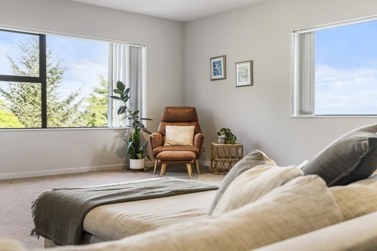 Photo of property in 31 Aldon Lane, The Gardens, Auckland, 2105