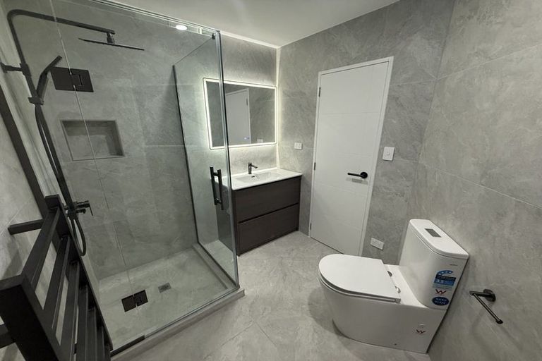 Photo of property in 6b Rajan Place, Hillsborough, Auckland, 1042