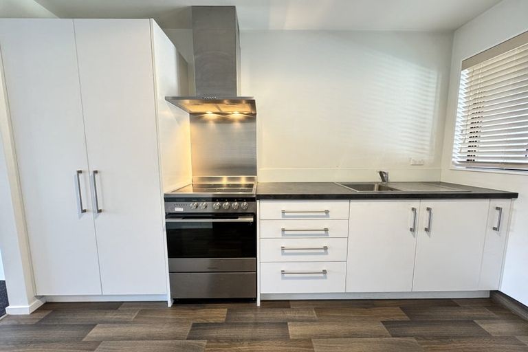 Photo of property in 2/58 Geraldine Street, Edgeware, Christchurch, 8013