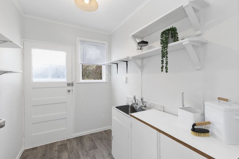 Photo of property in 180 Naenae Road, Naenae, Lower Hutt, 5011