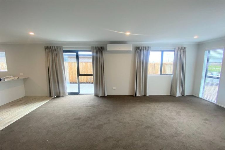 Photo of property in 80 Broadway Parade, Rolleston, 7615