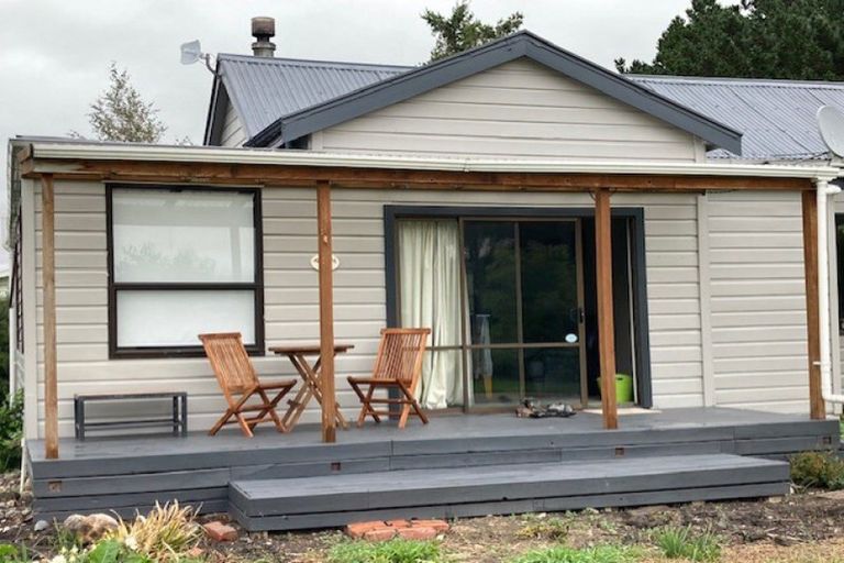 Photo of property in 1 Flint Street, Middlemarch, 9597