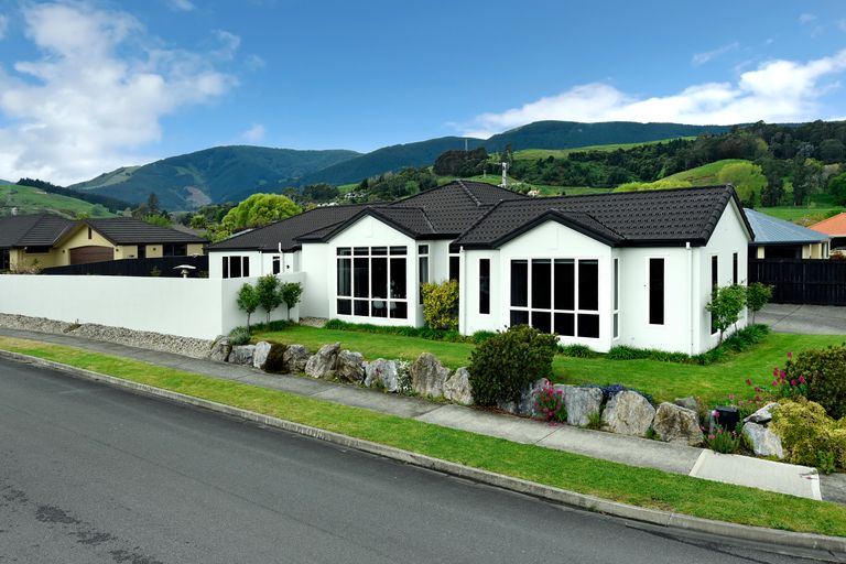 Photo of property in 51 Cambelldon Crescent, Stoke, Nelson, 7011