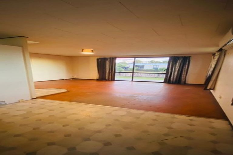 Photo of property in 34 Heathdale Crescent, Papakura, 2110