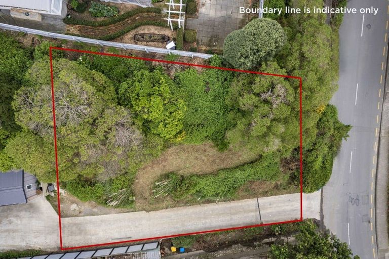 Photo of property in 18 Paremata Crescent, Paremata, Porirua, 5024