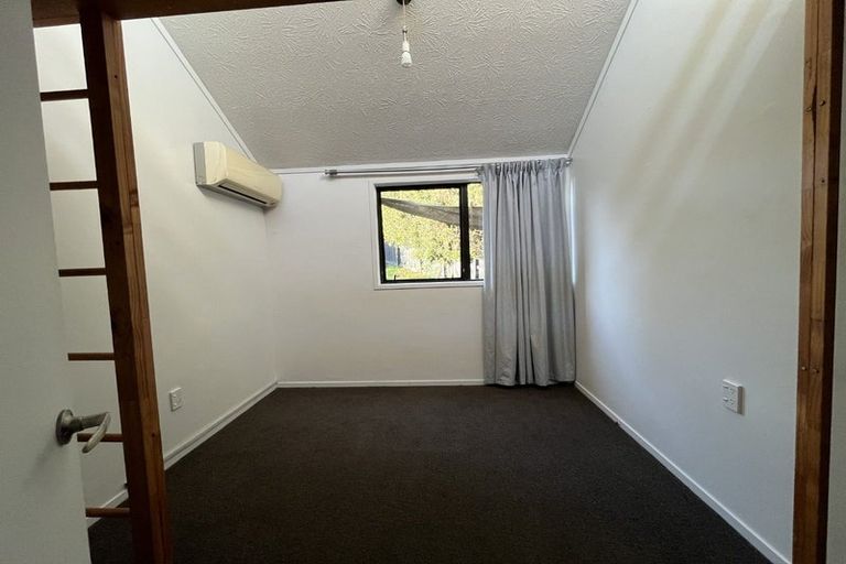 Photo of property in 26 Orinda Close, Botany Downs, Auckland, 2010