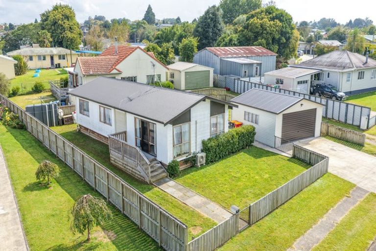 Photo of property in 1 Myrtle Grove, Putaruru, 3411