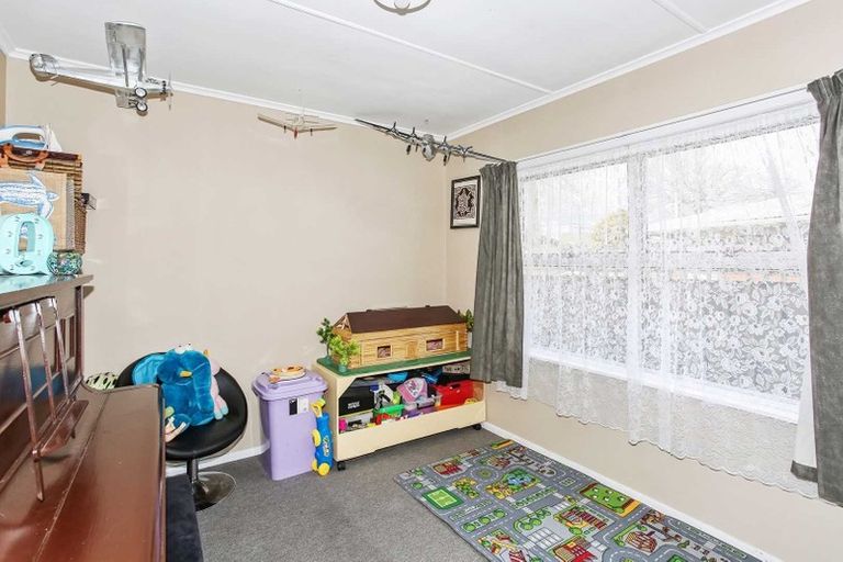 Photo of property in 1/22 Cosgrave Road, Papakura, 2110