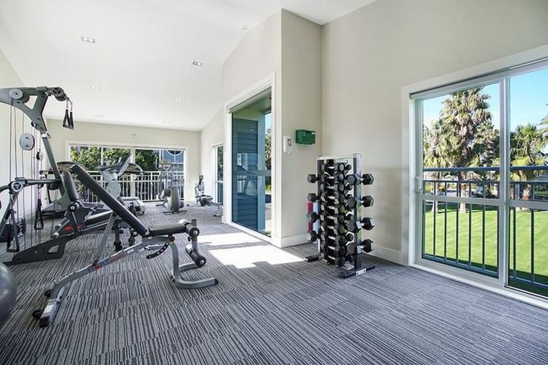 Photo of property in 5 Eaves Bush Parade, Orewa, 0931