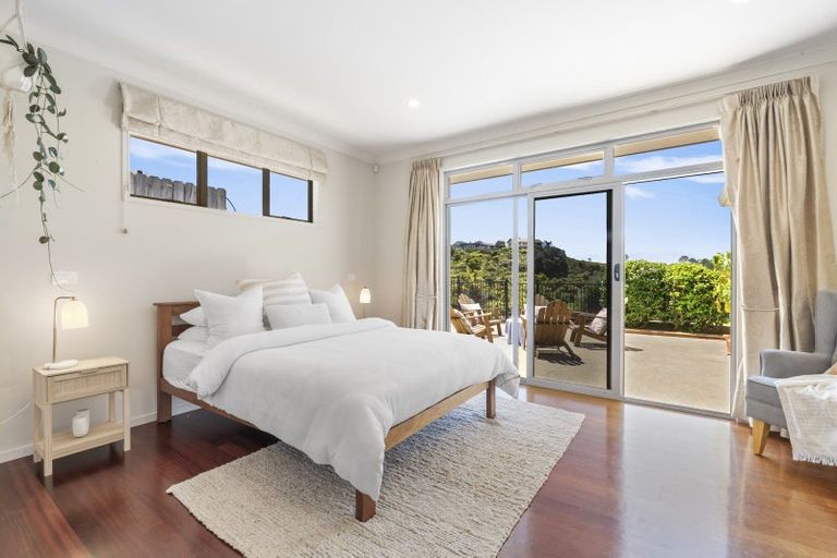 Photo of property in 64 Balboa Drive, Matakatia, Whangaparaoa, 0930