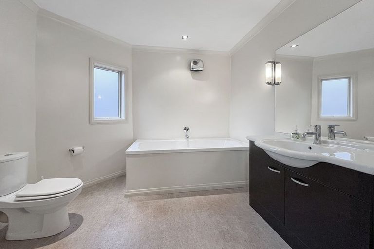 Photo of property in 35 Irishman Drive, Twizel, 7901