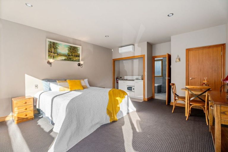 Photo of property in 714 Lake Hayes-arrow Junction Highway, Lake Hayes, Queenstown, 9371