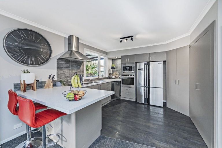 Photo of property in 6 Clayton Road, Amberley, 7410