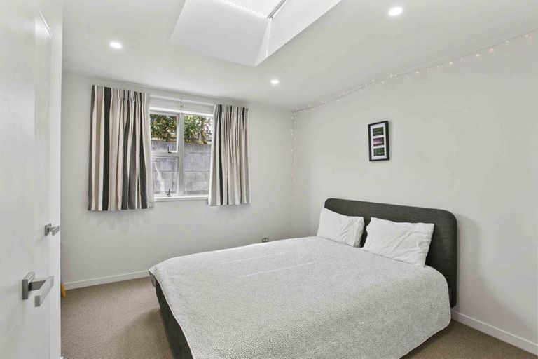 Photo of property in 33a Waimea Street, Westown, New Plymouth, 4310