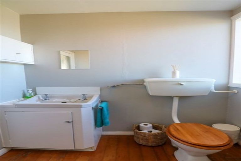 Photo of property in 2 Paignton Street, West End, Timaru, 7910