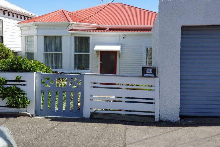 Photo of property in 30 Hiropi Street, Newtown, Wellington, 6021