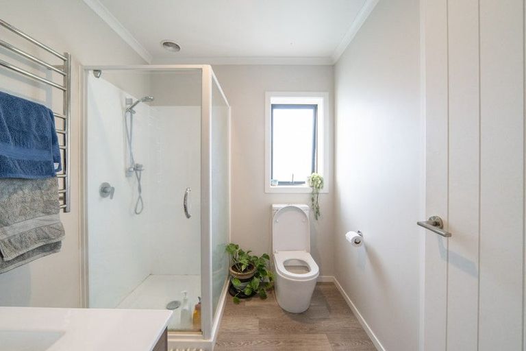 Photo of property in 12 Emmadale Lane, Hamilton East, Hamilton, 3216