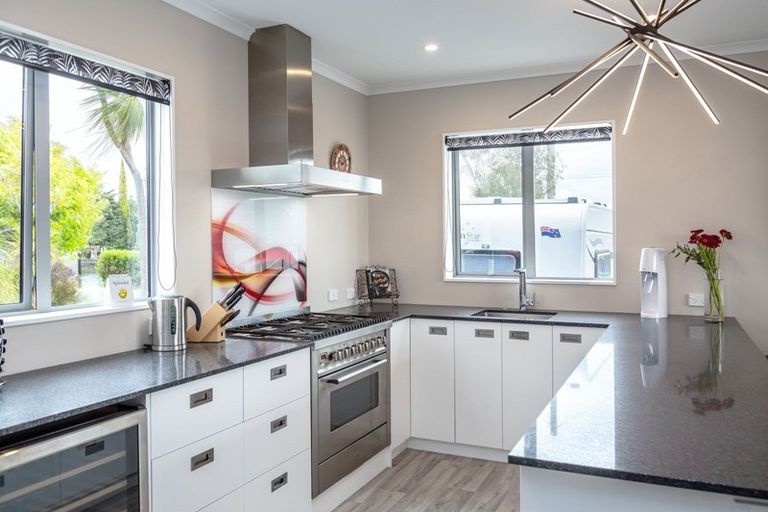 Photo of property in 15a Esther Street, Martinborough, 5711