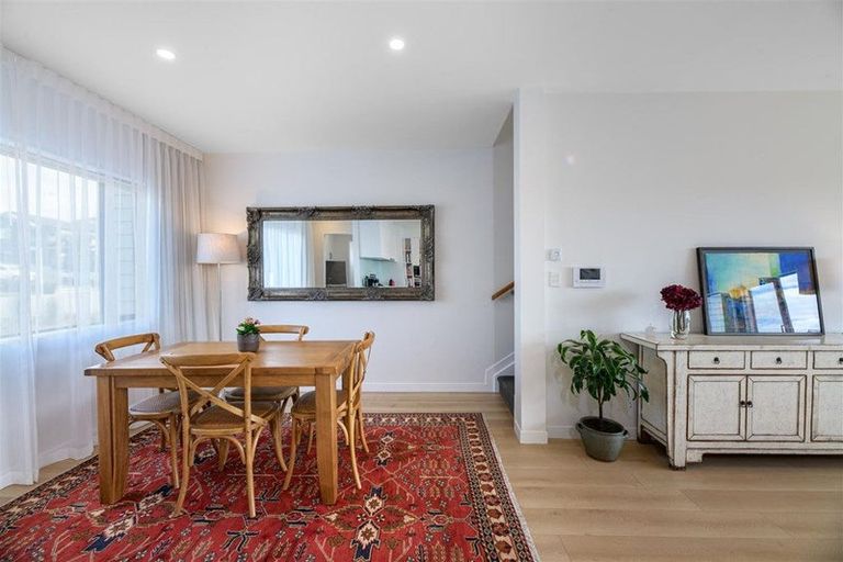 Photo of property in 12 Moki Place, Long Bay, Auckland, 0630