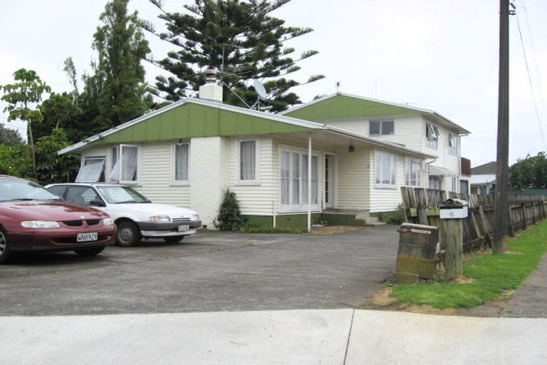 Photo of property in 4 Derrett Place, Mangere Bridge, Auckland, 2022