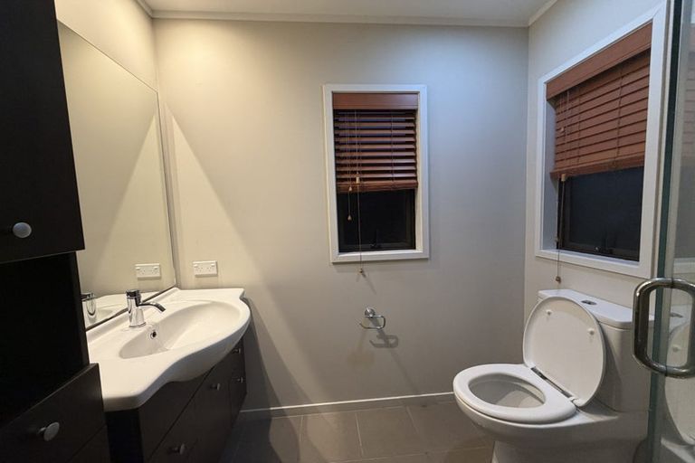 Photo of property in 113 Redoubt Road, Goodwood Heights, Auckland, 2105