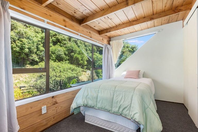 Photo of property in 87b Joseph Banks Drive, Whitby, Porirua, 5024