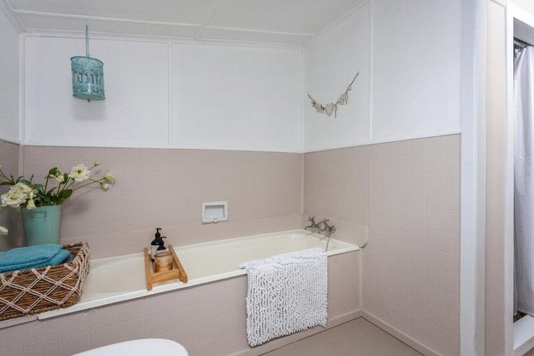 Photo of property in 378 Thames Coast Sh25 Road, Thornton Bay, Thames, 3575