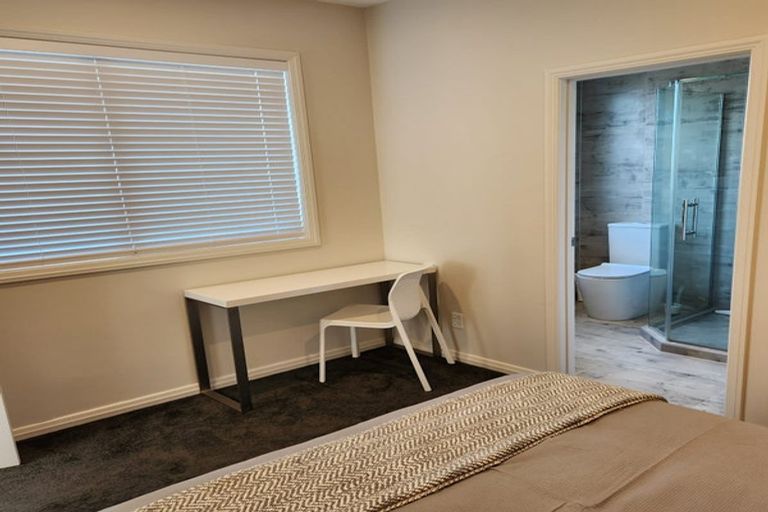 Photo of property in 13 Turret Lane, Hobsonville, Auckland, 0616