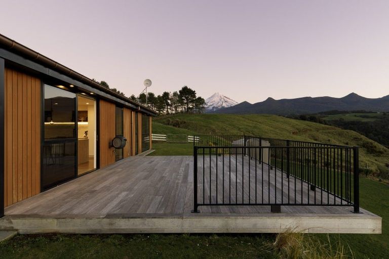 Photo of property in 246 Korito Road, Korito, New Plymouth, 4371