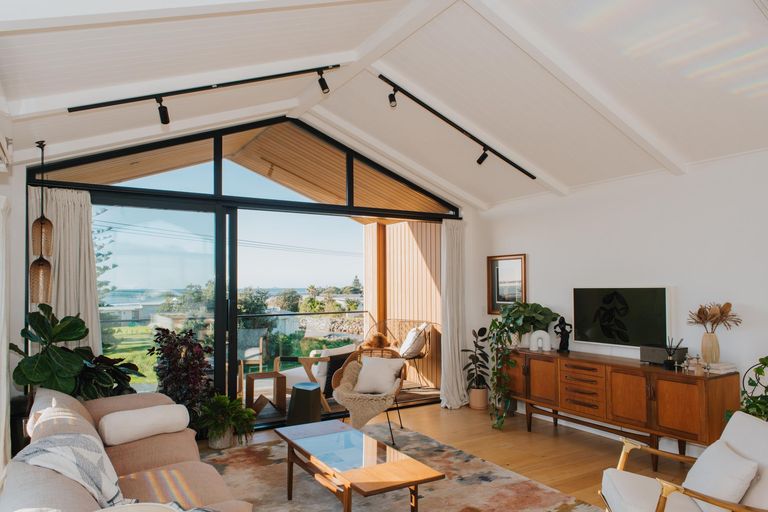 Photo of property in 1/15 Edinburgh Street, Waihi Beach, 3611