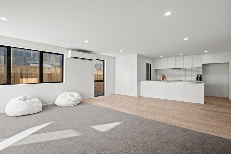 Photo of property in 16 Waterfowl Road, Jacks Point, 9371