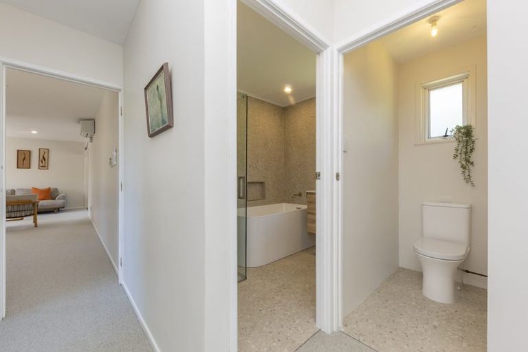 Photo of property in 1 Wirihana Road, Titirangi, Auckland, 0602