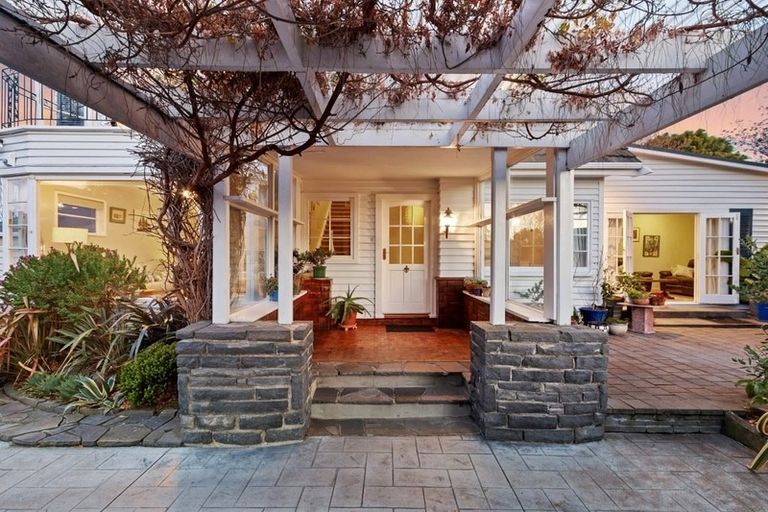 Photo of property in 110a Saint Martins Road, Saint Martins, Christchurch, 8022