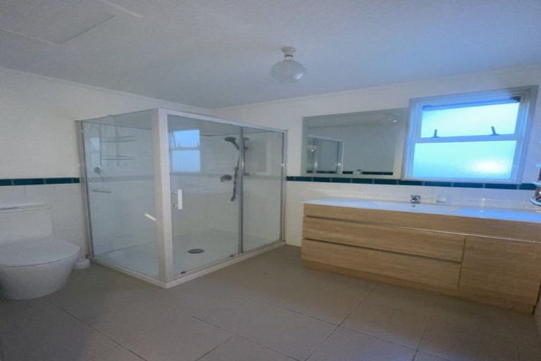 Photo of property in 201 Marine Parade, Seatoun, Wellington, 6022