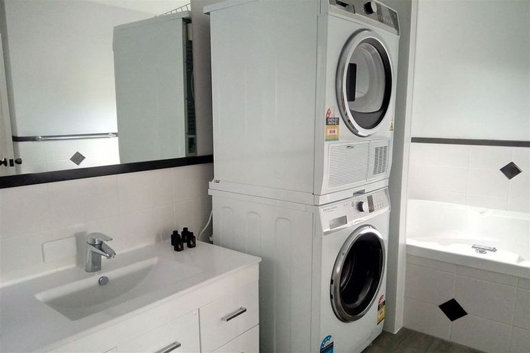 Photo of property in 6/7 Wellington Street, Russell, 0202