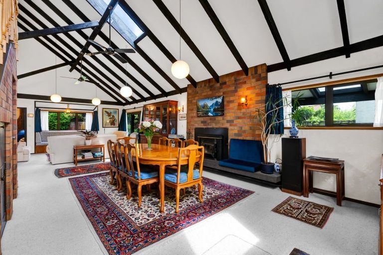 Photo of property in 24 Prudence Place, Oakura, 4314