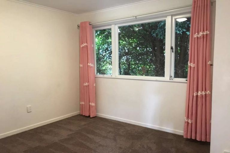 Photo of property in 12 Channel View Road, Campbells Bay, Auckland, 0630